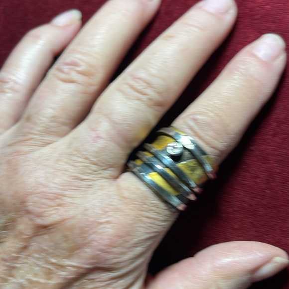Silver and Gold Statement Ring - Picture 4 of 4